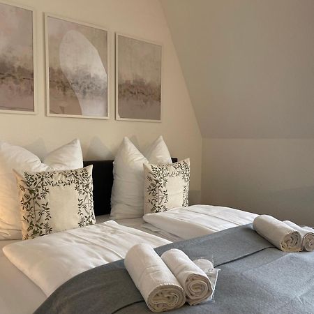 Raha Apartments - Modernes Studio-Apartment - Hbf - Gratis Parkplatz Erfurt Ngoại thất bức ảnh