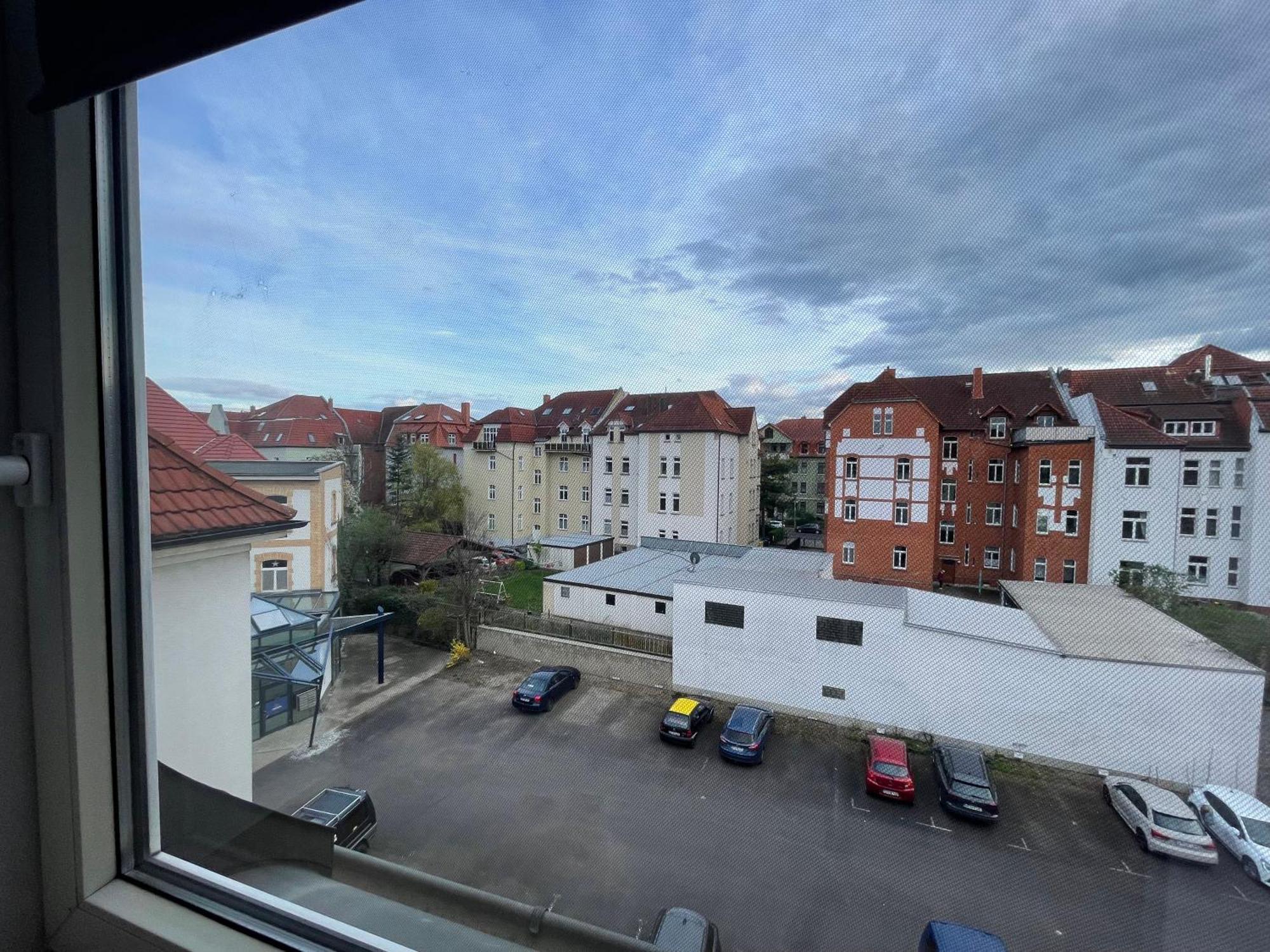 Raha Apartments - Modernes Studio-Apartment - Hbf - Gratis Parkplatz Erfurt Ngoại thất bức ảnh