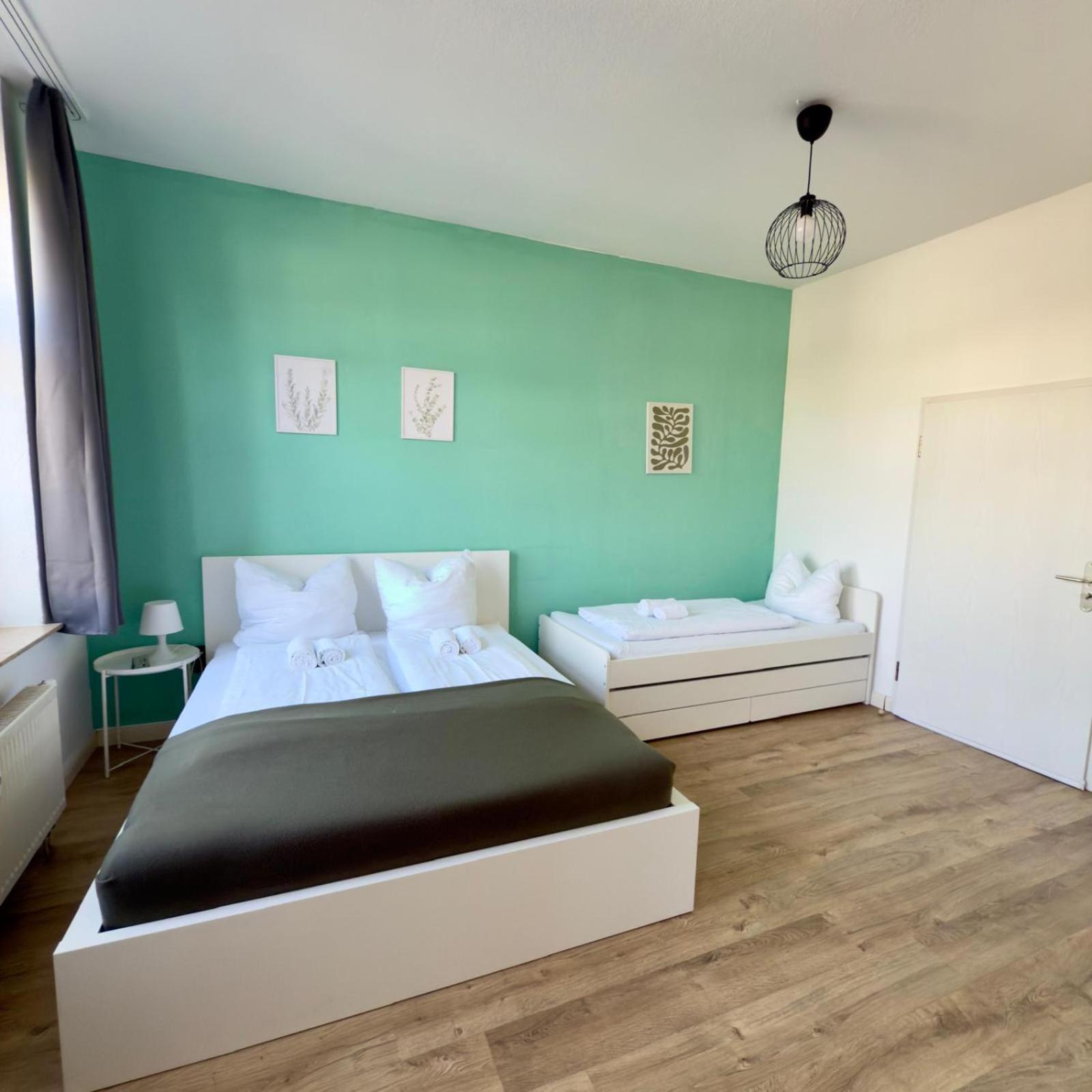 Raha Apartments - Modernes Studio-Apartment - Hbf - Gratis Parkplatz Erfurt Ngoại thất bức ảnh